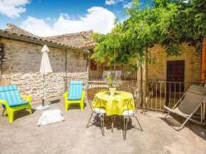 Charming Holiday Home with terrace in Gard